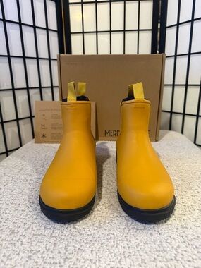 Merry People Bobbi Rain Boots EU 42 US 11 Mustard Yellow Waterproof Chelsea